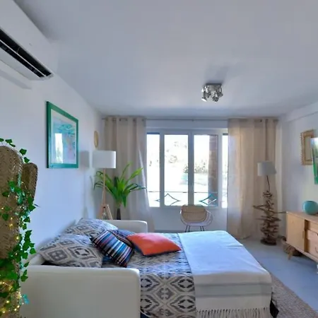 Beau 2p, Tres Equipe, Localisation Parfaite/ac Apartment *
