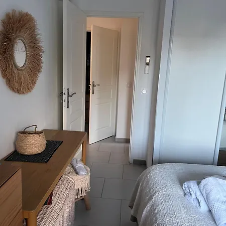 Beau 2p, Tres Equipe, Localisation Parfaite/ac Apartment *