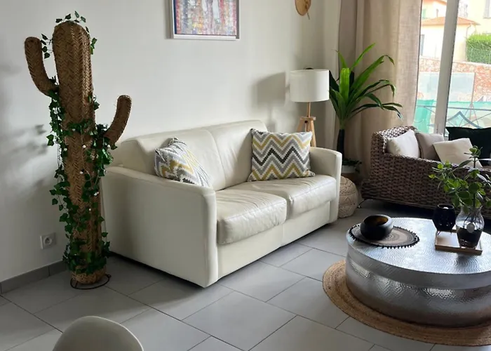 Beau 2p, Tres Equipe, Localisation Parfaite/ac Apartment *